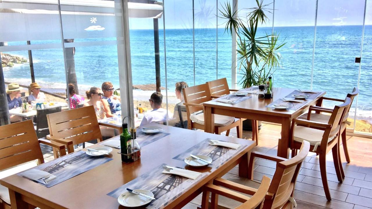 Mi Capricho 170 Beachfront Apartment Sitio de Calahonda ภายนอก รูปภาพ