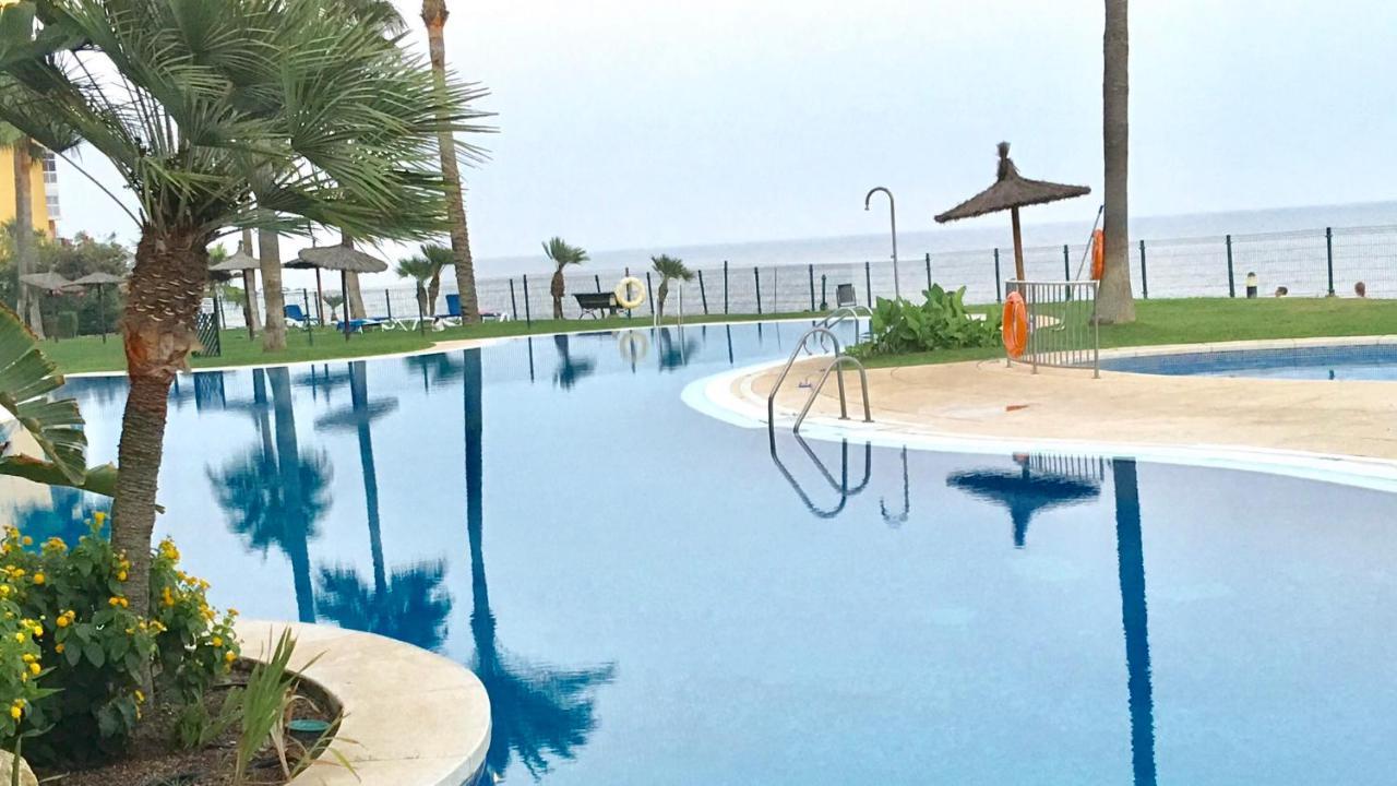 Mi Capricho 170 Beachfront Apartment Sitio de Calahonda ภายนอก รูปภาพ