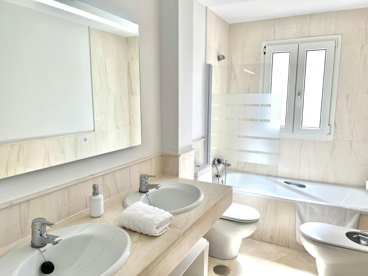 Mi Capricho 170 Beachfront Apartment Sitio de Calahonda ภายนอก รูปภาพ