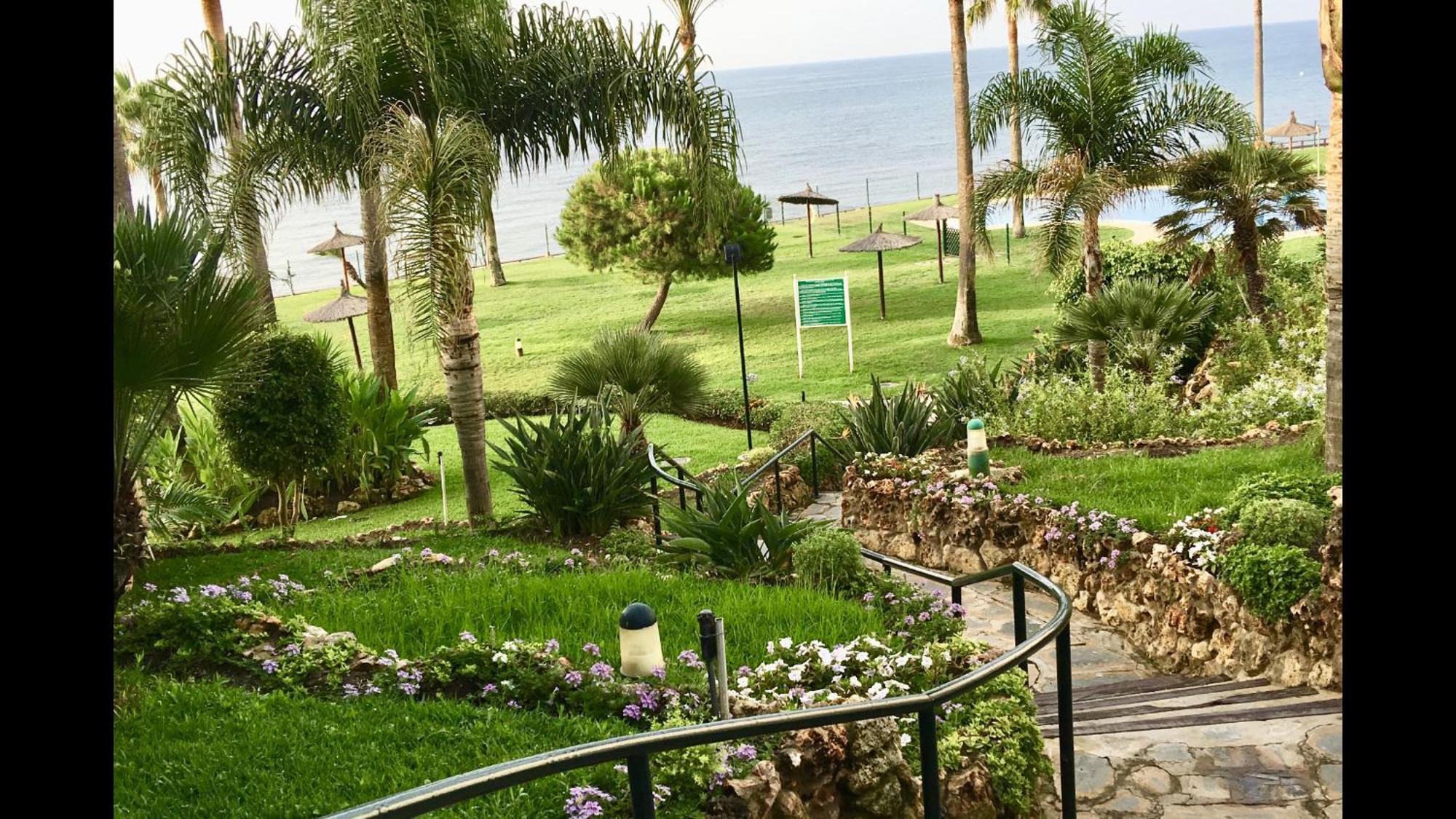 Mi Capricho 170 Beachfront Apartment Sitio de Calahonda ภายนอก รูปภาพ