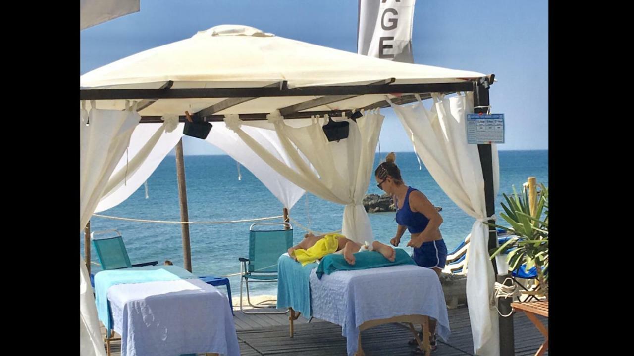 Mi Capricho 170 Beachfront Apartment Sitio de Calahonda ภายนอก รูปภาพ